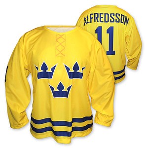 Yellow ice hockey jersey Sweden